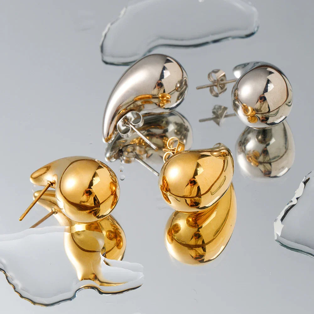 18K vergoldeter mittlerer Tropfen-Ohrring