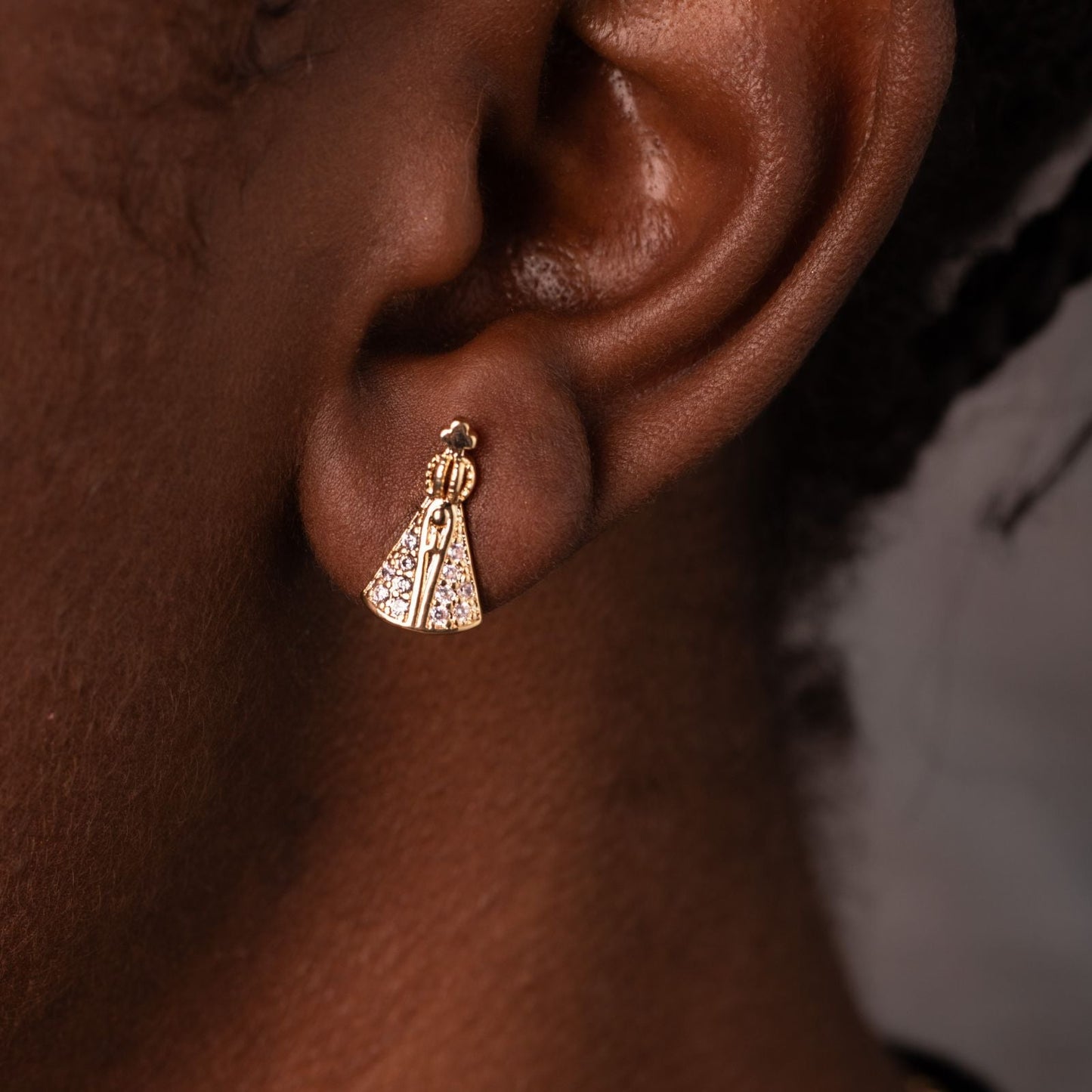 Ohrringe Unsere Liebe Frau von Aparecida mit Zirkonien, vergoldet mit 18 Karat Gold