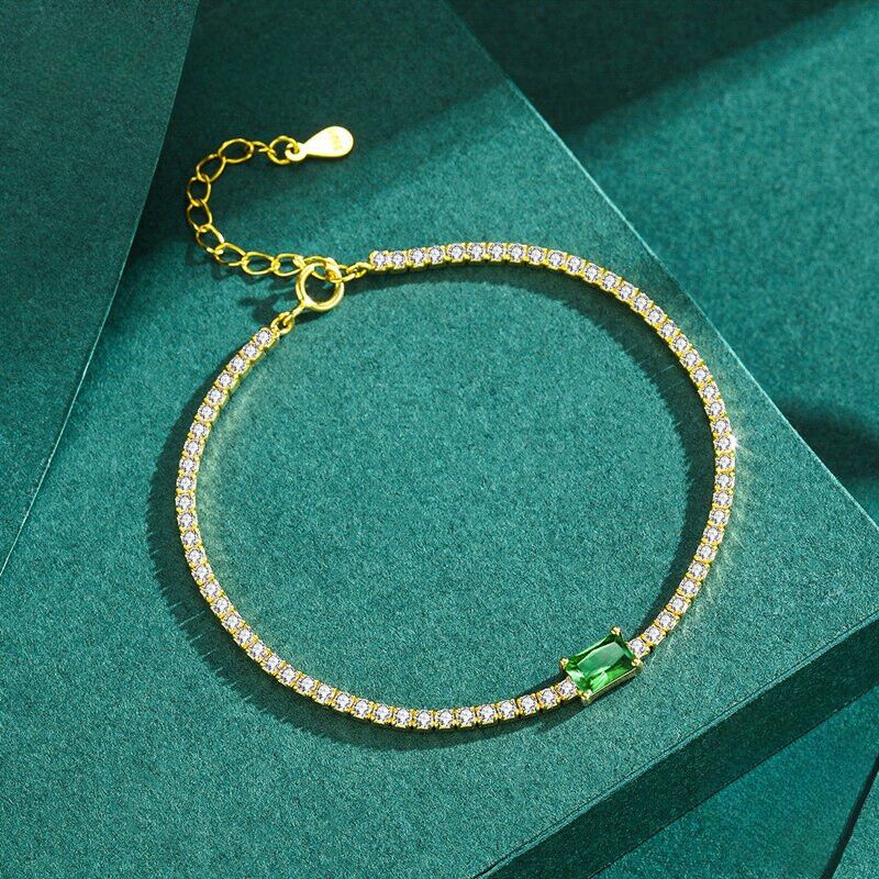 Smaragd-Armband mit Zirkoniasteinen besetzt