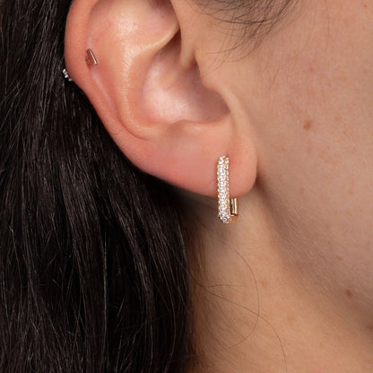 Elegante Creolen mit Zirkonia-Steinen, 18K vergoldet