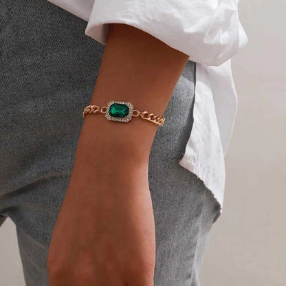 Armband mit Gliedern und Smaragd