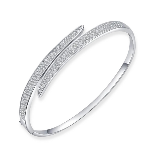 Armreif mit Zirkoniasteinen, vergoldet mit Weißgold